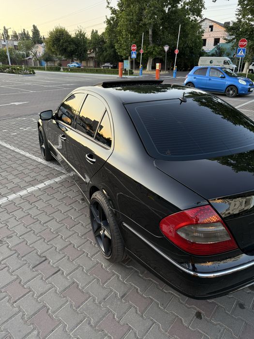 Перетяжка потолка       Перешив сидений   Детейлинг