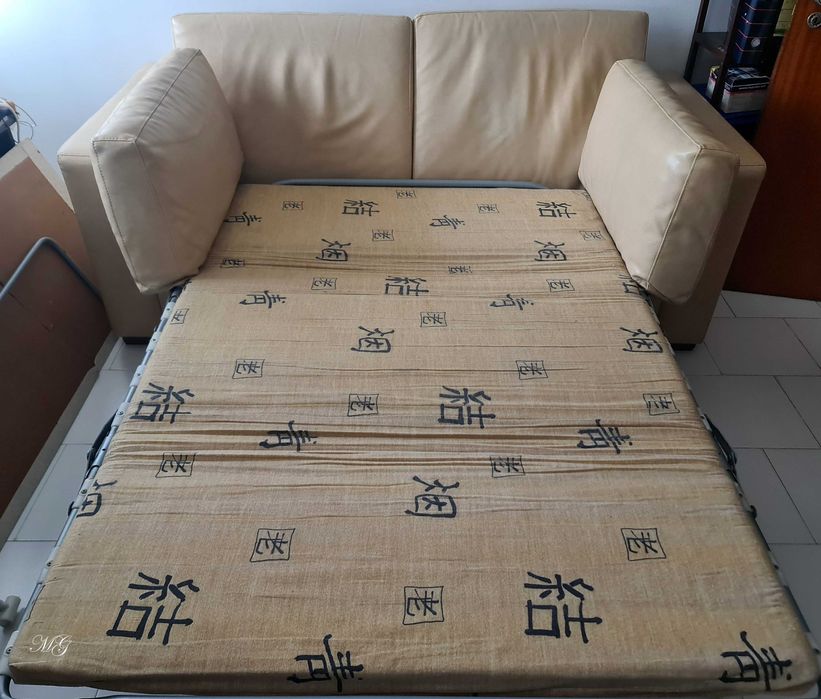 Vendo sofá cama duplo , Em ótimo estado de conservaçao