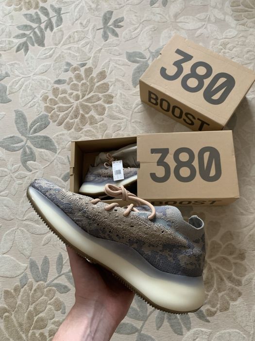 Кросівки Adidas Yezzy Boost 380 Mist (10 US, 44 EUR, 28 см) ОРИГІНАЛ