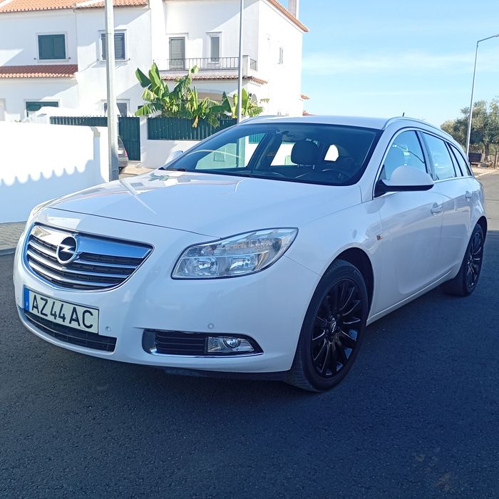 Vendo Opel Insignia 2013 com 288 mil KMS