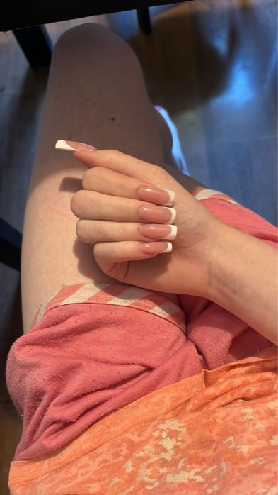 Ищу моделей на ногти(наращивание,обычное покрытие)