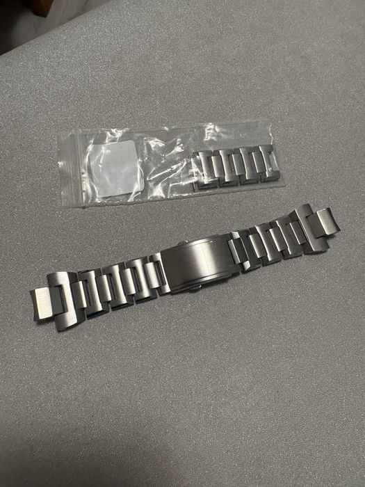 Bransoleta do Casio MTG-B3000