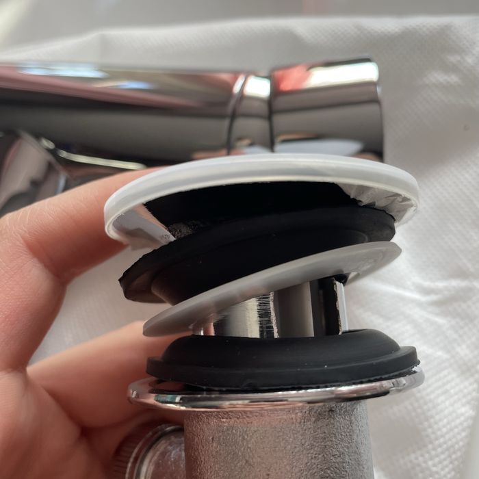 Bateria umywalkowa + korek