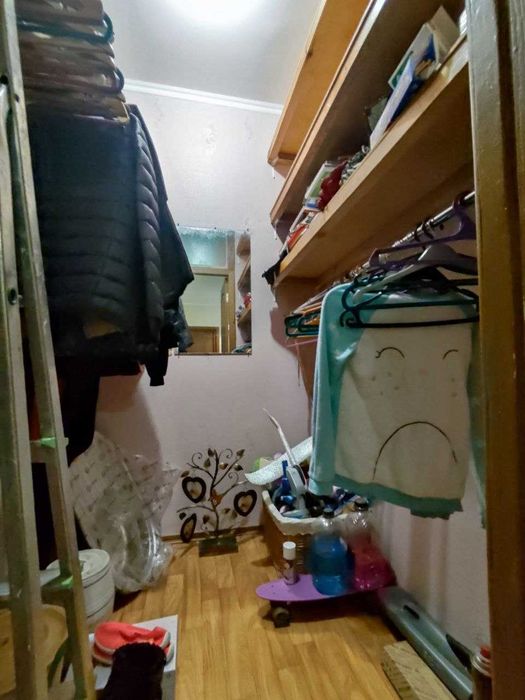 Оренда 3 кімнатної  квартири Добровольського проспект.