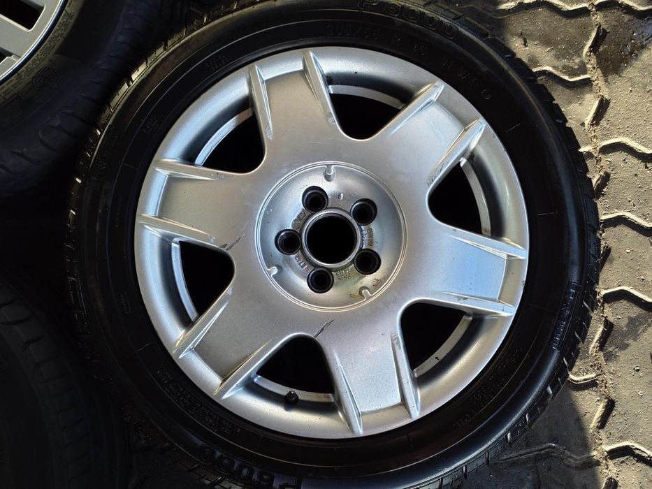 JANTES VW R16 COM PNEUS 205/55 FURAÇÃO 5X100