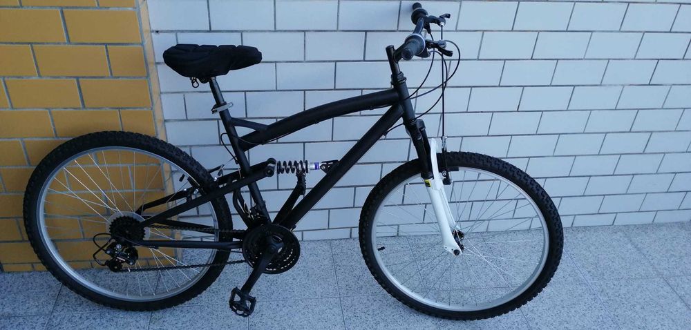 Bicicleta G-Force como nova roda 26 e suspensao total