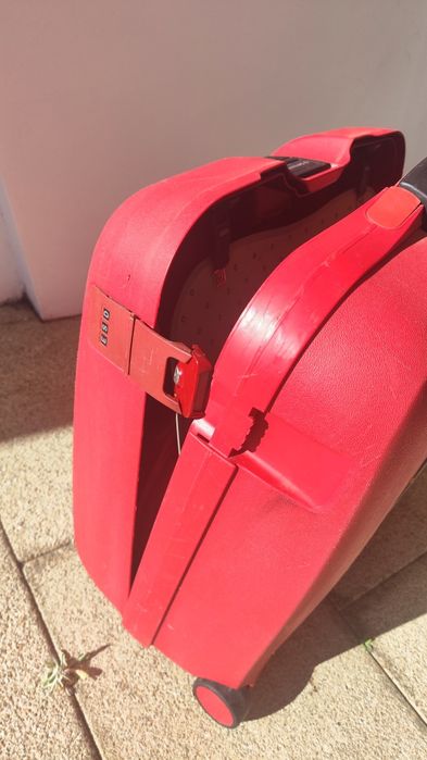 Mala rígida Samsonite