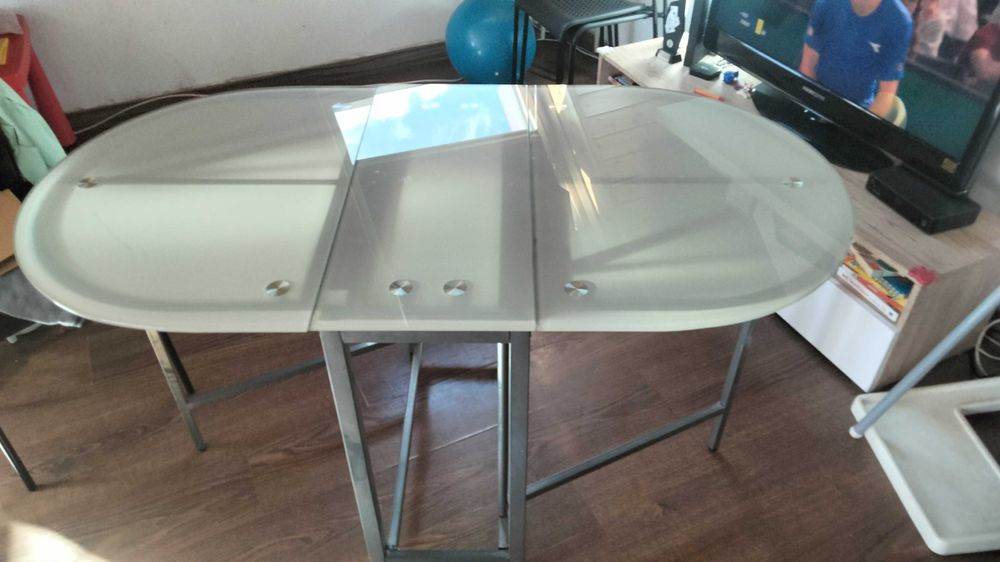 Mesa de cozinha usada