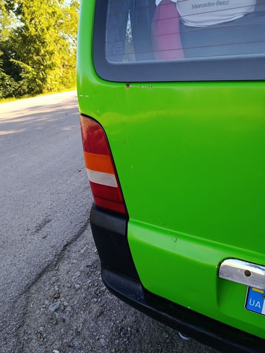 Продаю Mercedes Vito