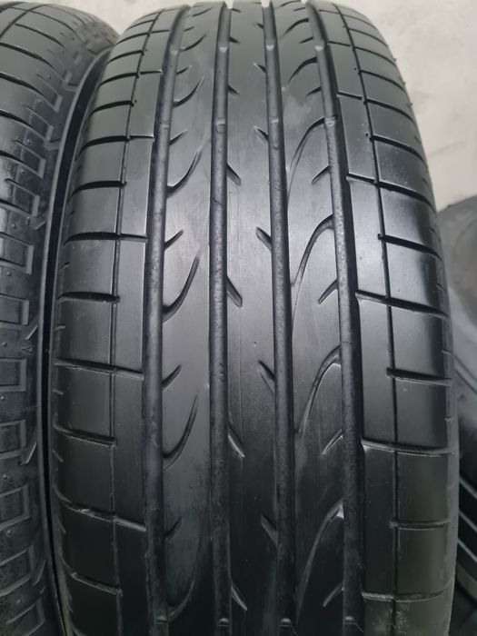 225/60R18 Bridgestone Dueler H/P.