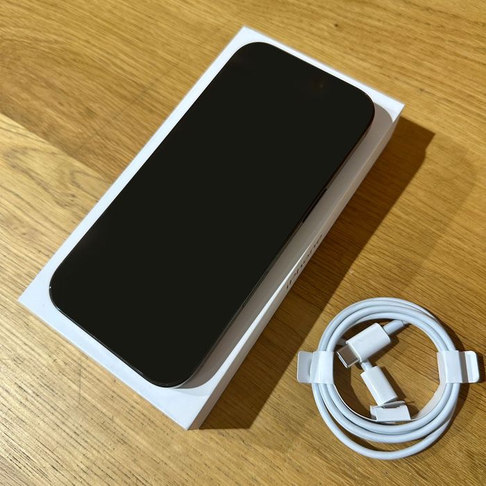  Apple iPhone 16 Pro 128GB White Titanium Idealny Bateria 100