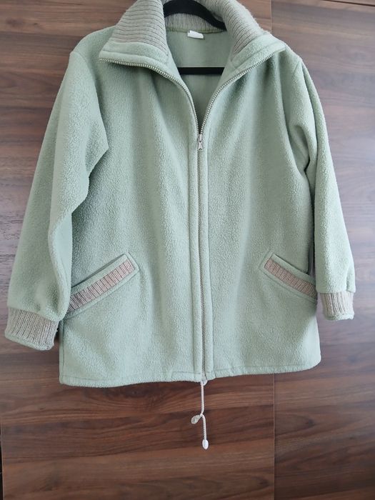 Bluza polar,damska szer.pod paszkami 56cm.