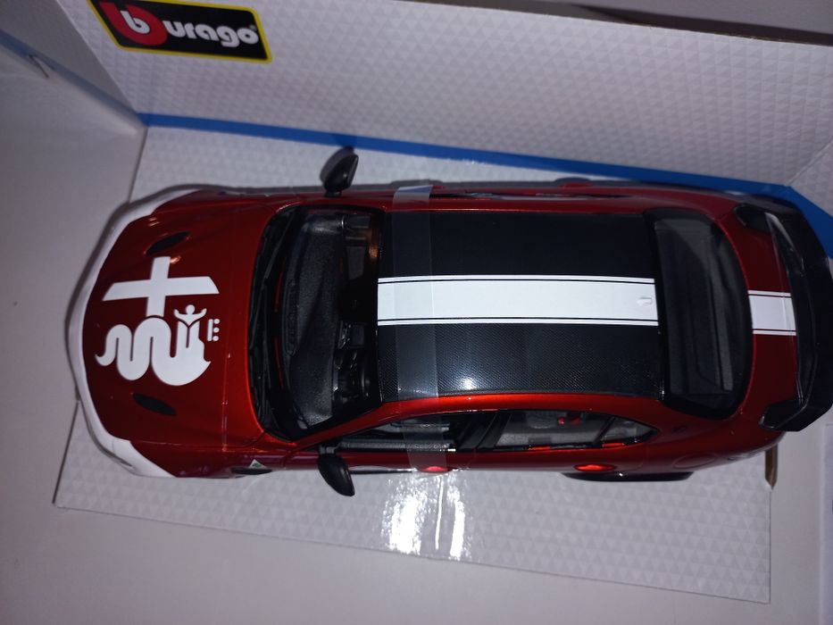 Bburago Alfa Romeo Giulia GTAm, skala 1:18