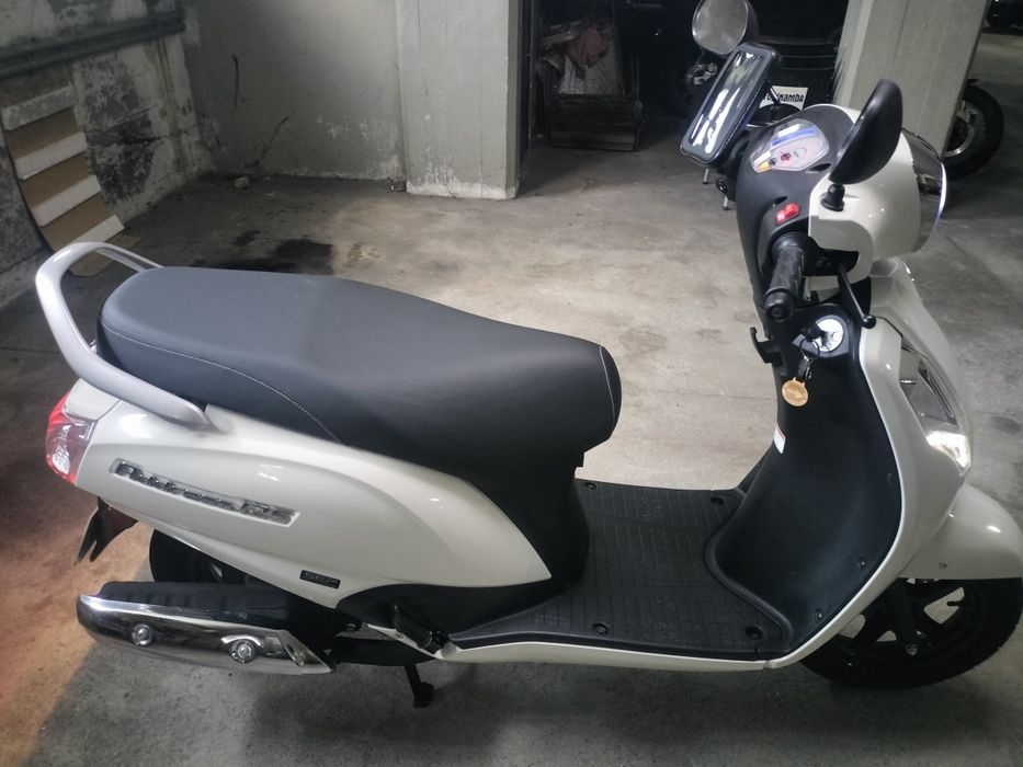 Suzuki adress 125