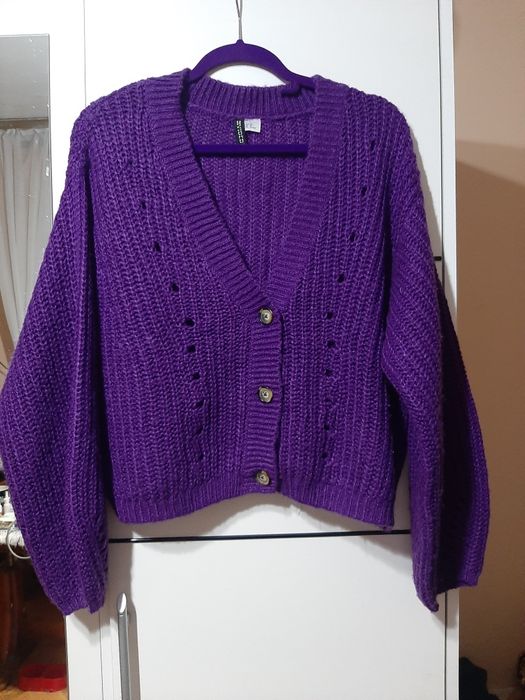 Sweterek śliczny