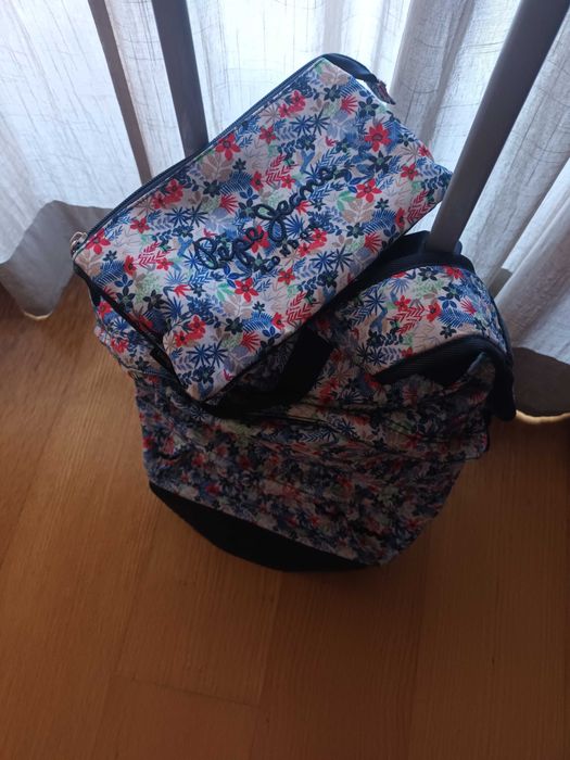 Material escolar Mochila/estojo Pepe Jeans com possibildade de trolley