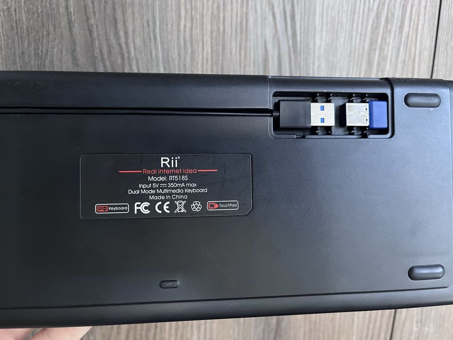 Бездротова клавіатура Rii RT518S з великим тачпадом