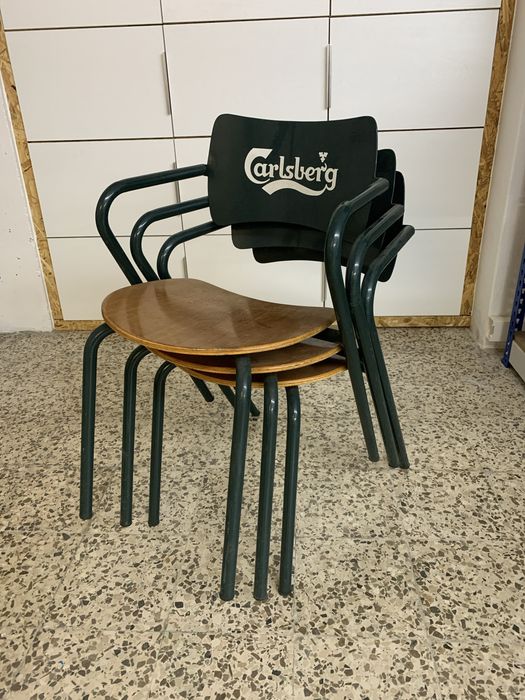 Cadeiras de exterior empilháveis
