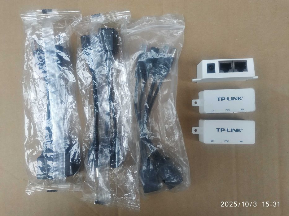 Инжектор POE TP-LINK та сплиттер.