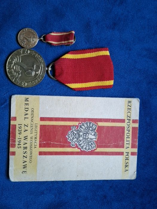 Medal Za Warszawę 1939-1945 + dokument+ miniaturka