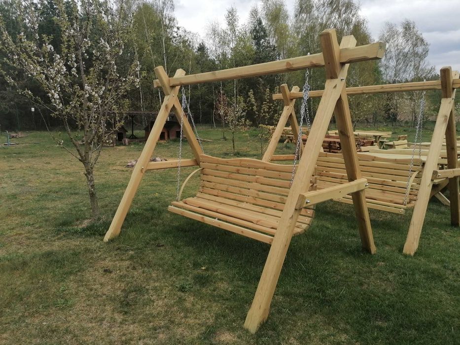 Huśtawka ogrodowa, bujawka