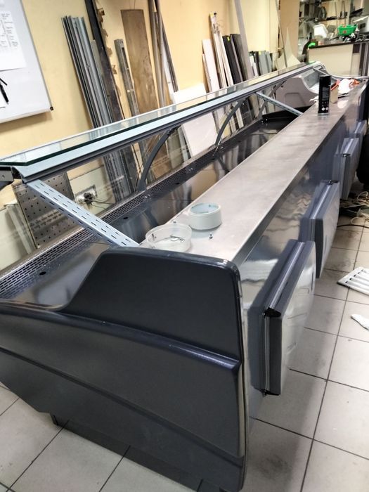 Вітрина холодильна Каліфорнія 3.75м