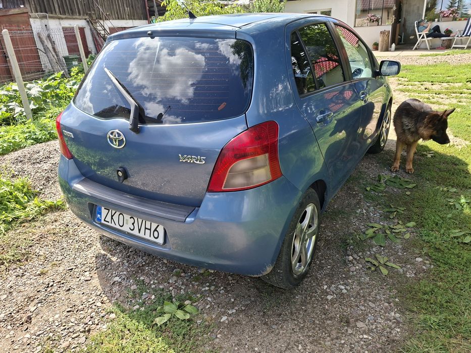 Toyota Yaris 1,3. 07