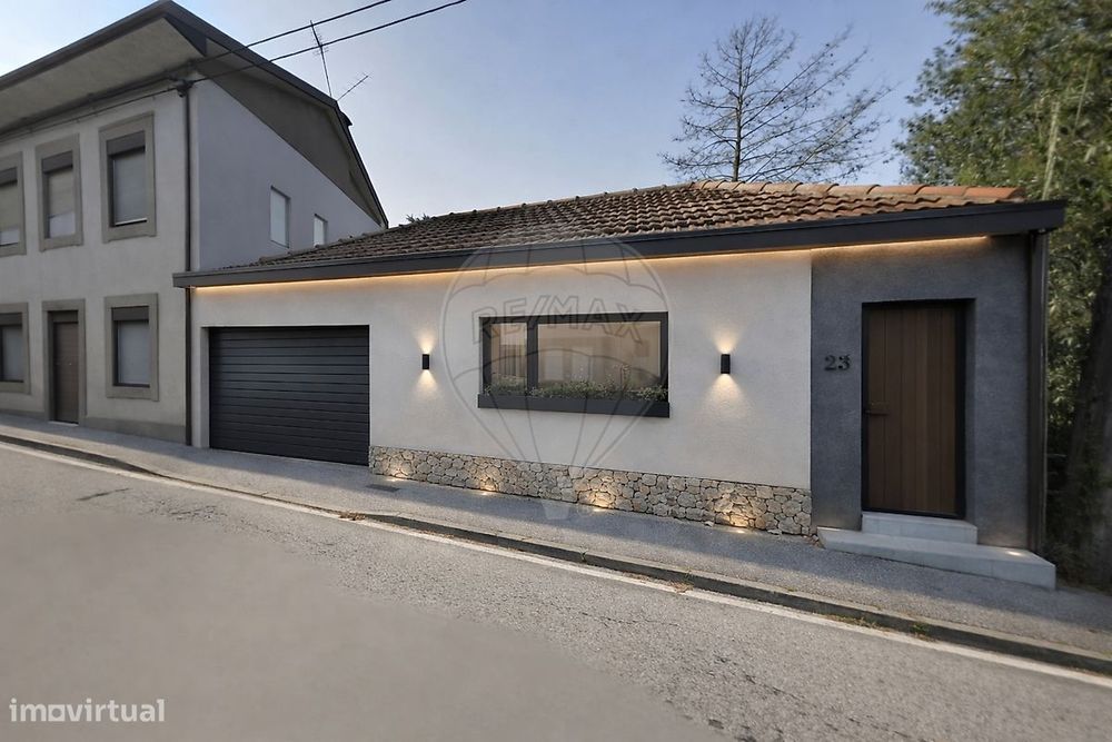 Moradia T4 para venda
