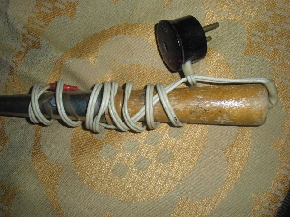 Электропаяльник ЭМП-200, (паяльник) топорковый 200 вт. 1983 год СССР.
