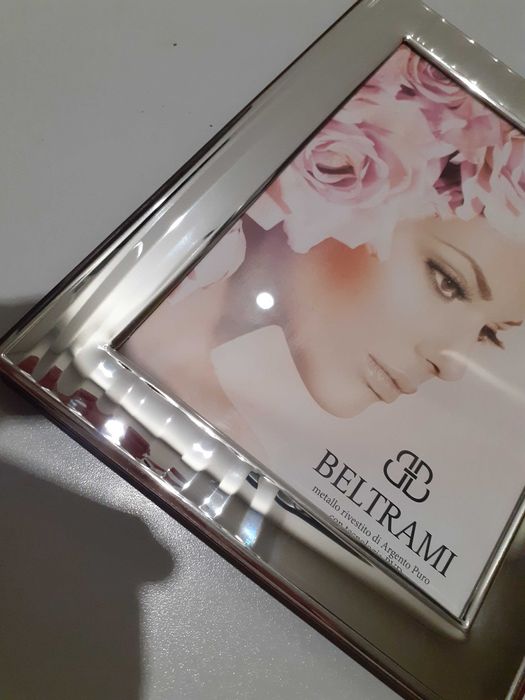 Escolha "aquela foto" e coloque neste passe par tout