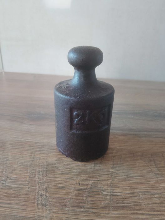 41,odważnik  2 kg