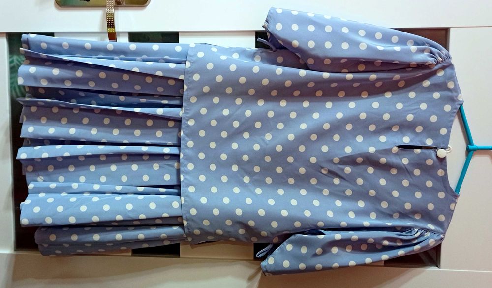 Niebieski błękitny komplet ze spódnicą Betty Barclay grochy groszki 40