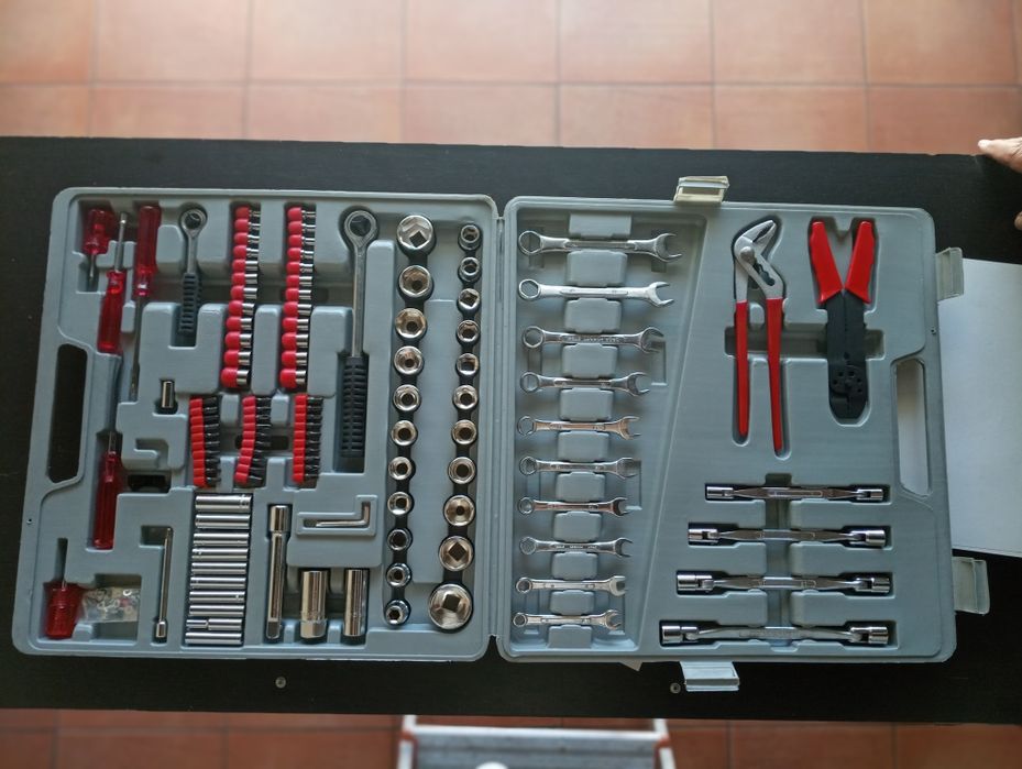 Mala ferramentas sortida