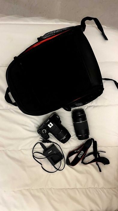 Canon EOS 4000D + 2 lentes + Mochila (Excelente Estado)