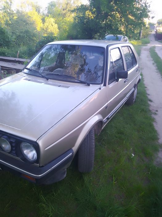 Volkswagen Golf 2
