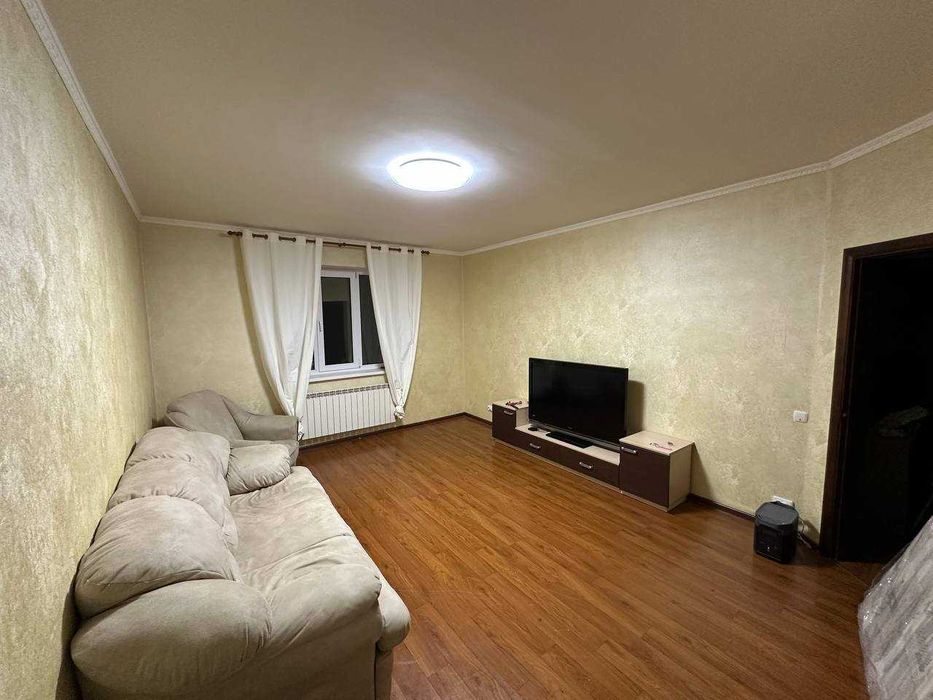 Продаж 3 к.квартири в центрі Бучі. Сертифікат - ТАК