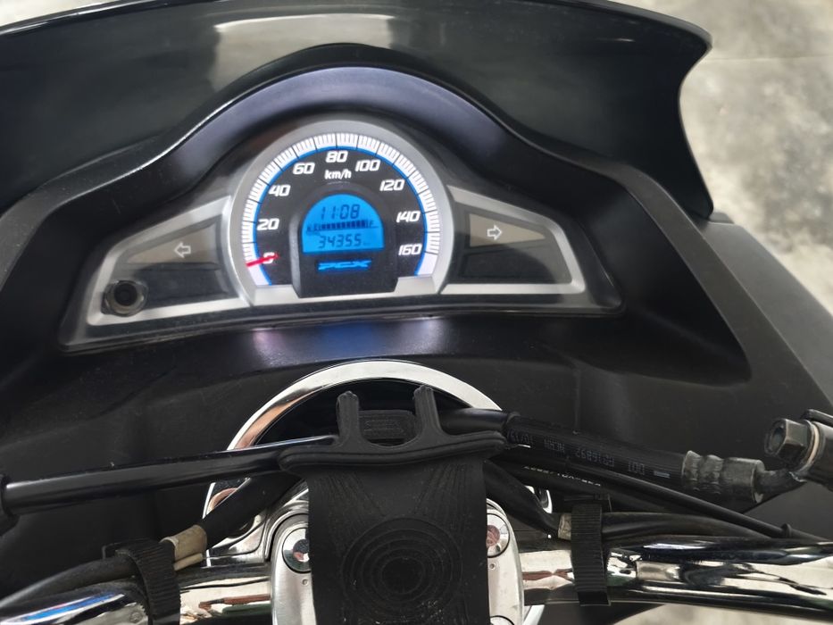 Honda PCX 125 bom estado