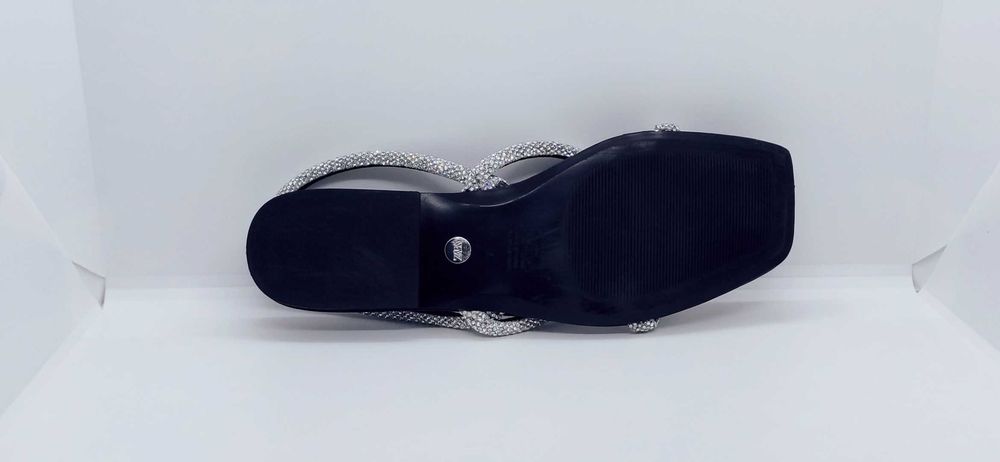 Босоніжки Босоножки со стразами Zara оригинал