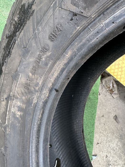 Шини Continental 235/65r16c пара зима склад б/у