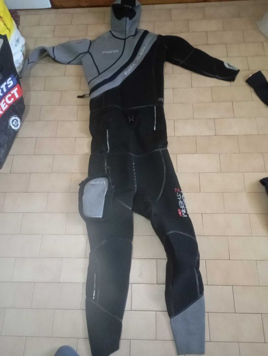 Conjunto de mergulho semi novo