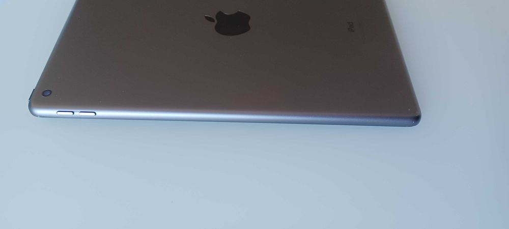 Apple iPad 7 (2019) A210763824747050113121