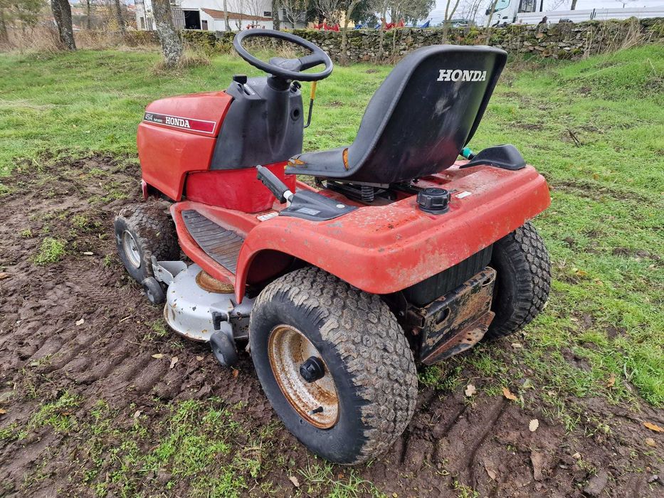 Trator / Corta Relva Honda 4514