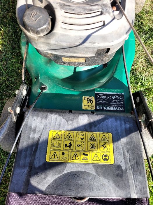 Corta relva Power Plus 98,5 cm3 com tracção