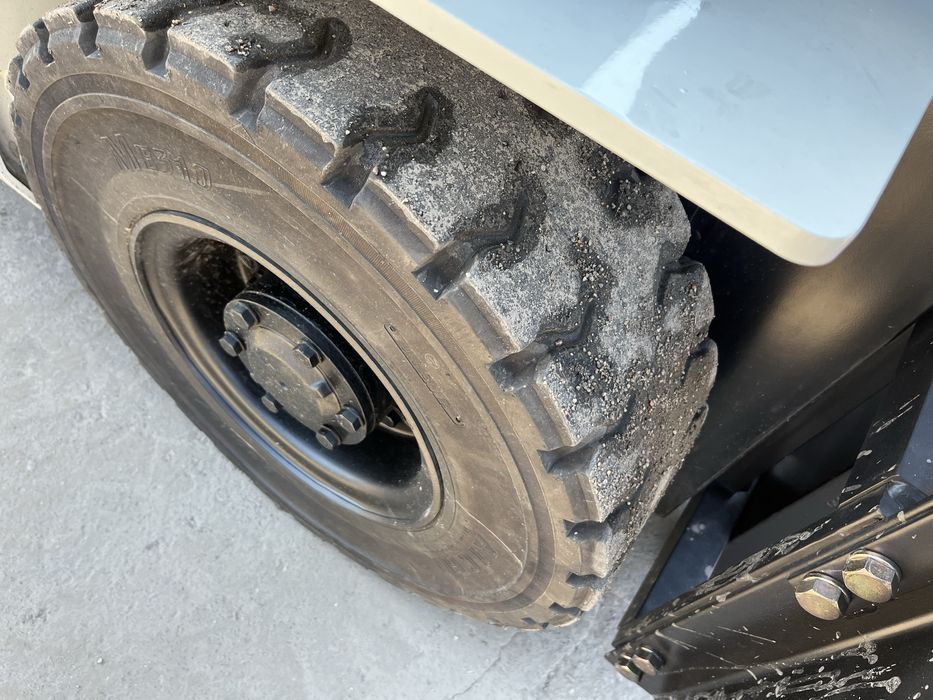 Вилковий навантажувач Nissan-Unicarriers FGE15T, вилочный погрузчик