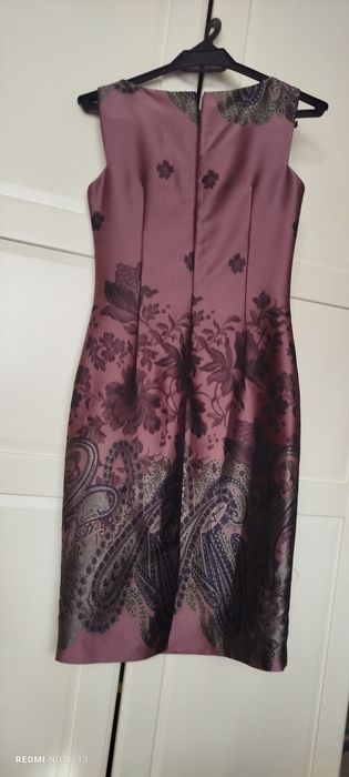 Vendo vestido Red Globe