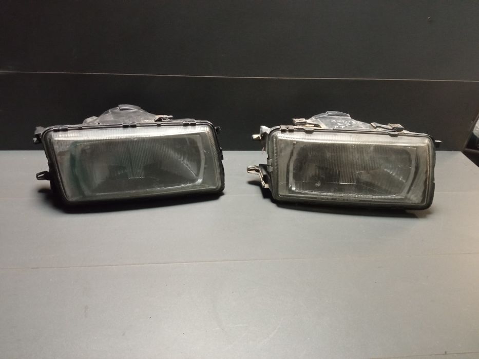 Audi 80 B3 klosz lampy prawy przód lampa