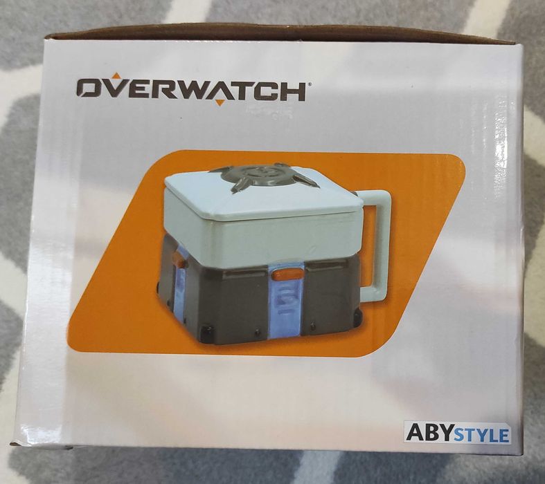 Kubek Overwatch Lootbox 3D Mug z przykrywką 500 ml Blizzard