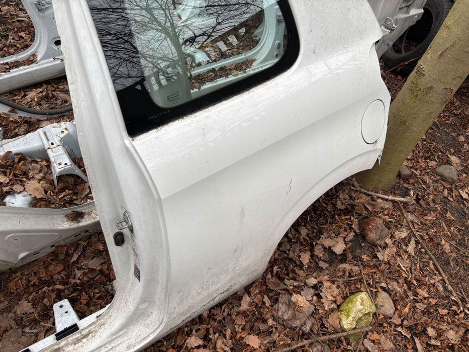 Błotnik lewy tył Citroen C1 II 3D