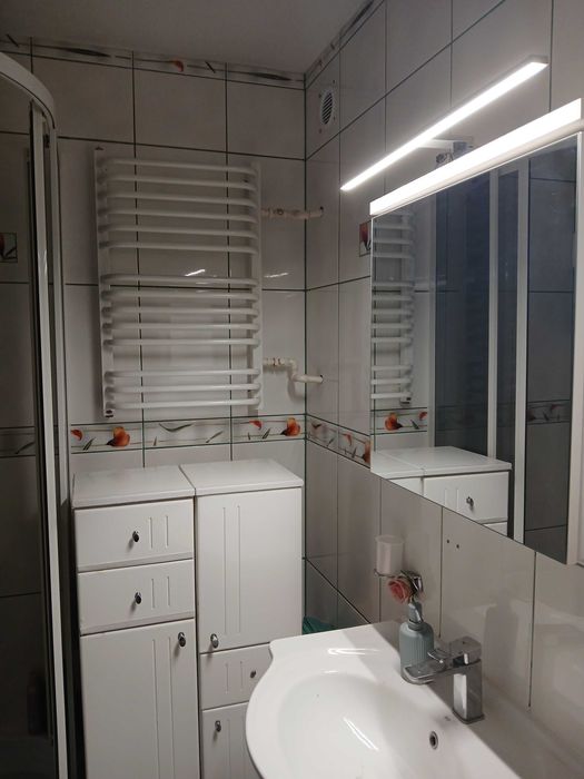 sprzedam mieszkanie 48 m2, 3 pokoje, 2 piętro