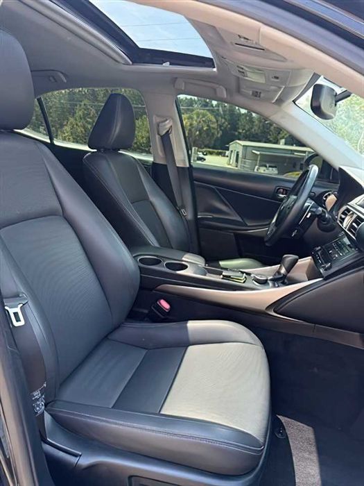 Lexus IS 250      2014